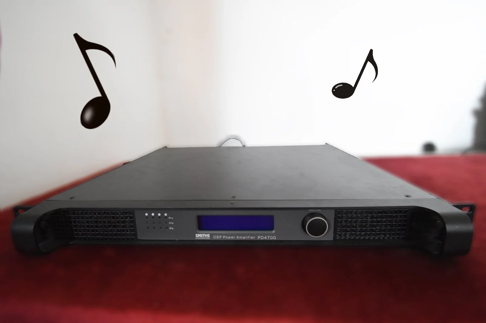 WE GOT AN AMPLIFIER!!
