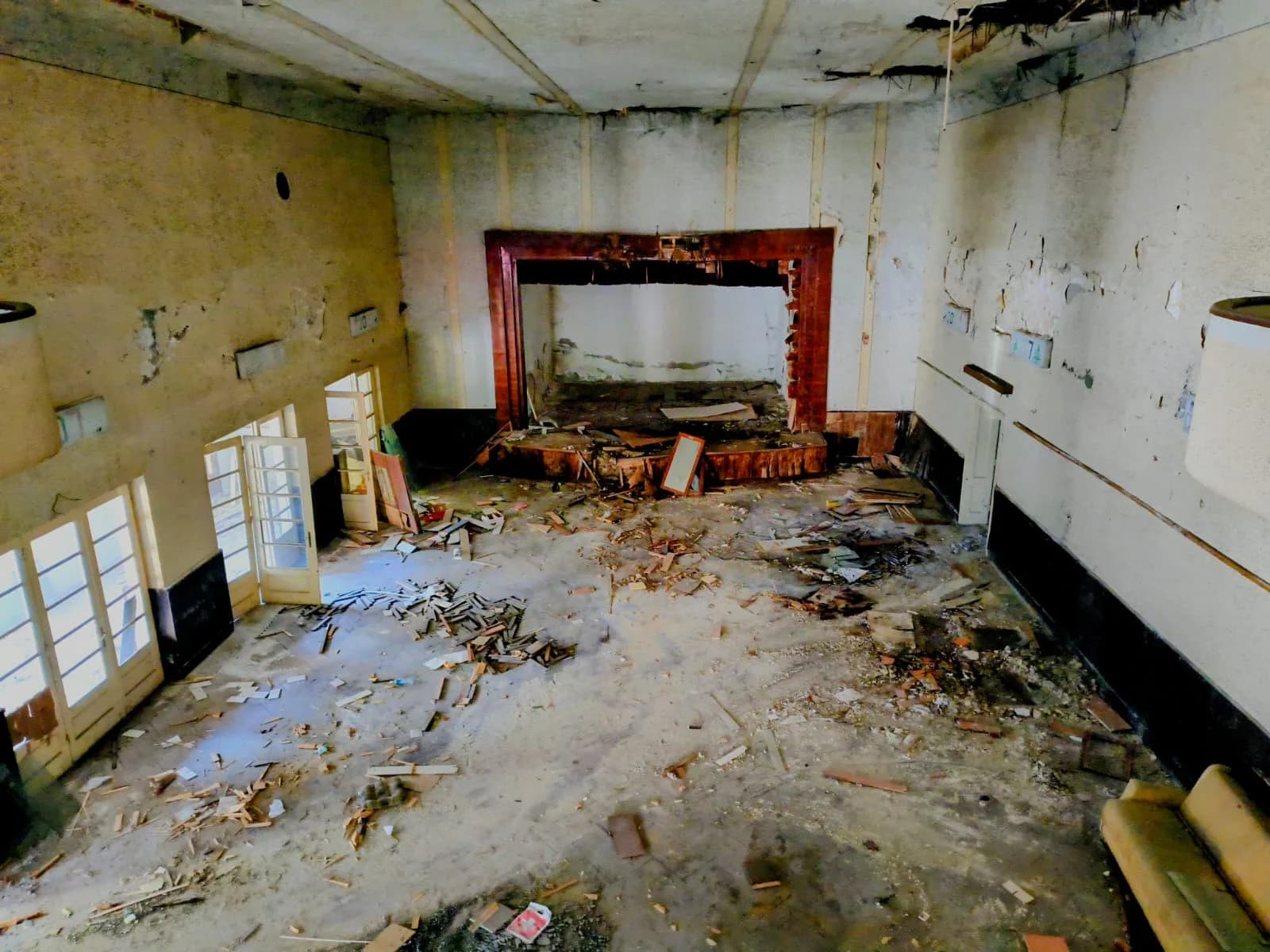 Demolition of the Army House in Kruševac