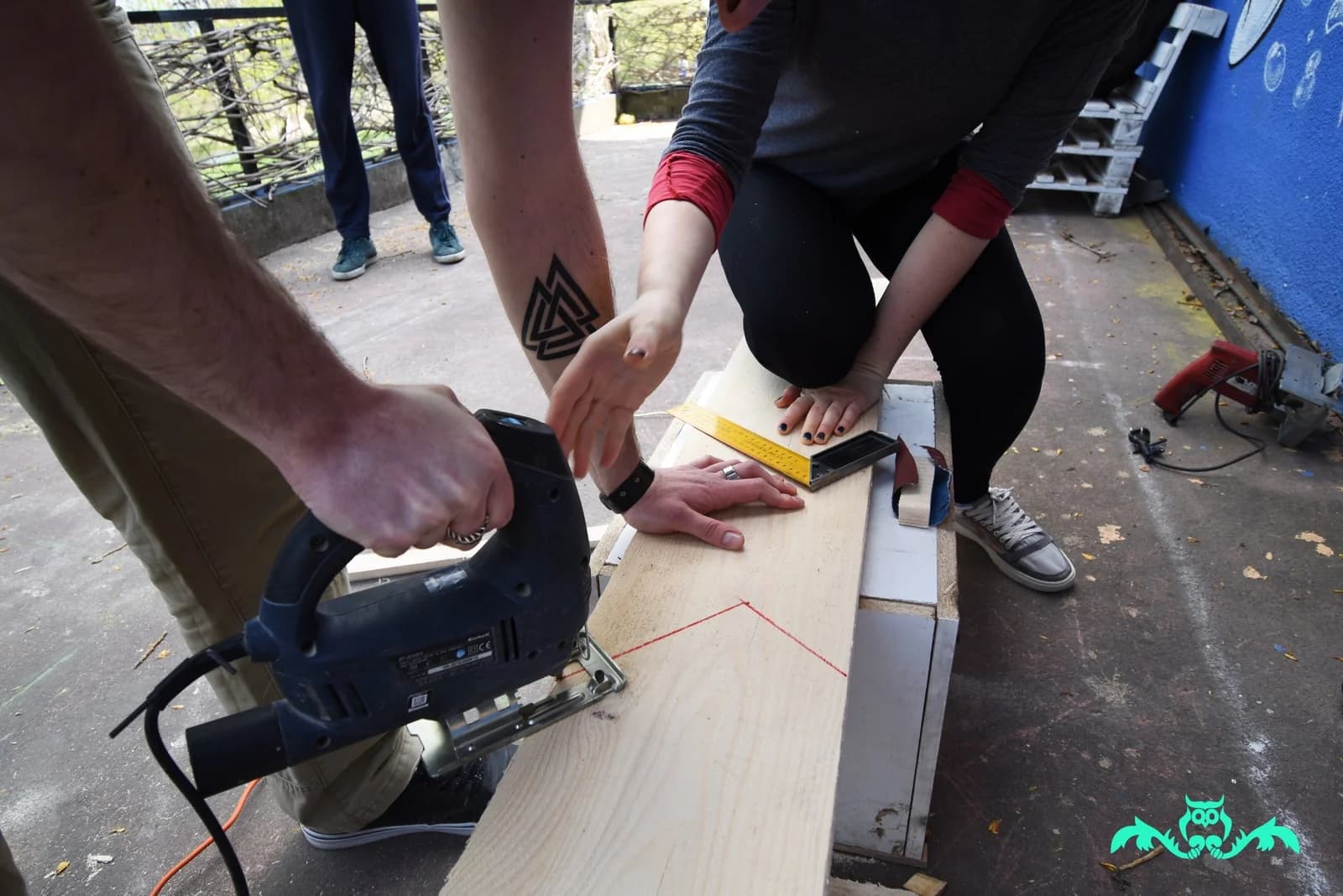 Building birdhouses