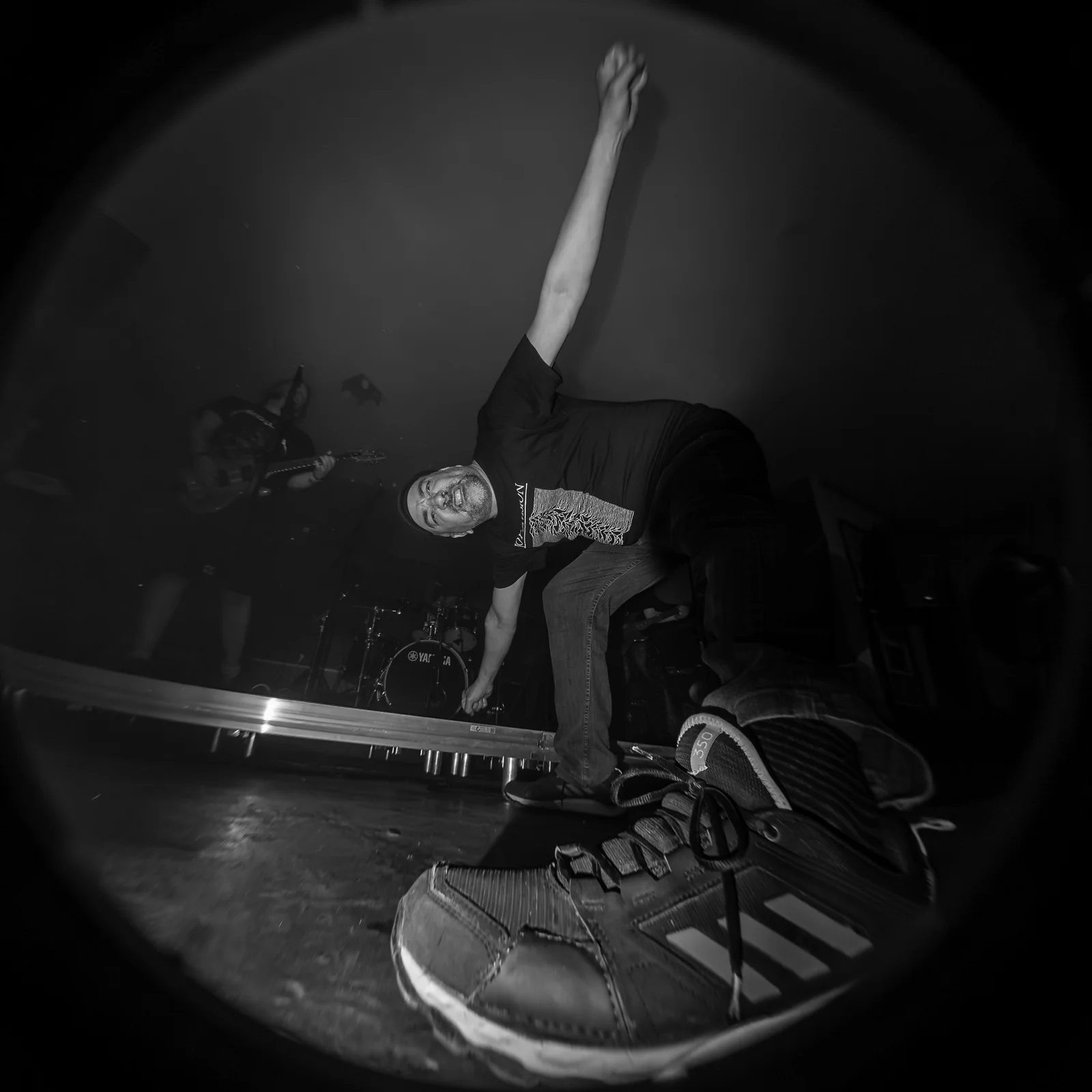 Malvina (Brasil) & Glass Wipe (Finland)