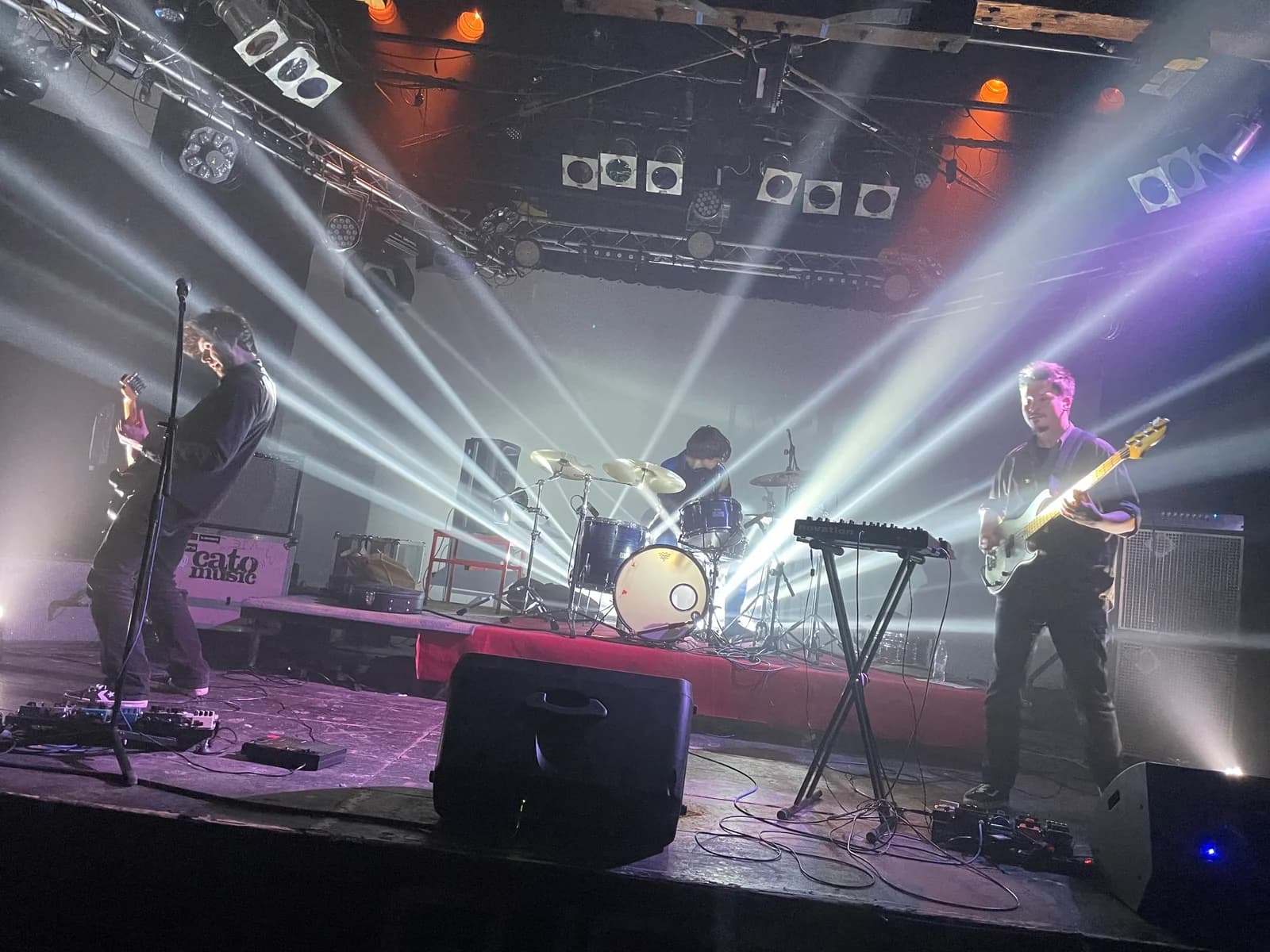 AUTO (Slovenia) — psychedelic garage noise